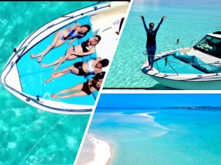 ユニの浜360度海に囲まれた最高のロケーション、インスタ映えポイントです。