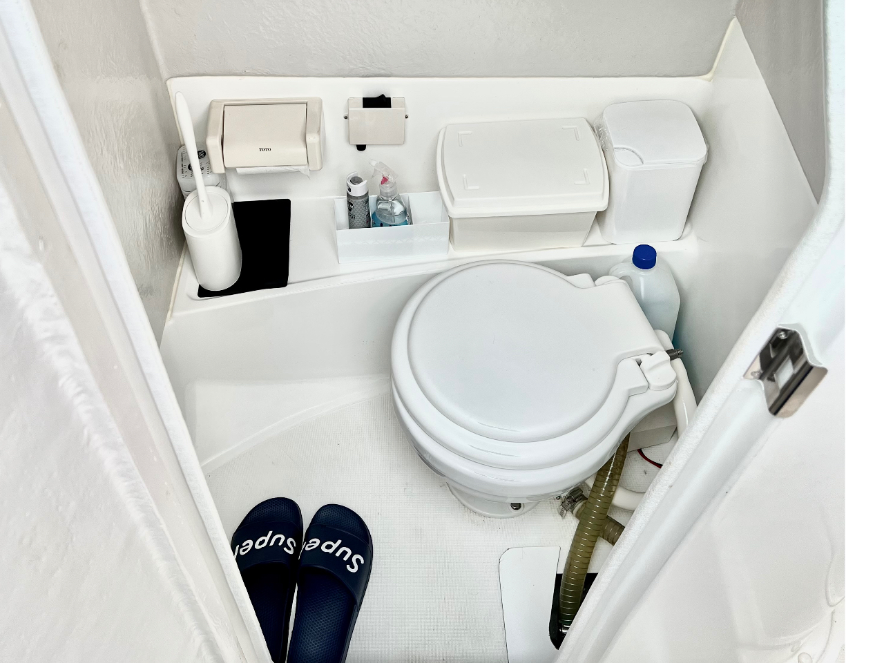 トイレも完備で安心!