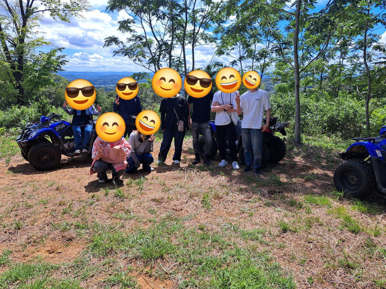 家族や仲間と最高の思い出をテーマにしています。総距離20km以上の壮大なコース、林道から山道、秘境コース等多彩なコースで飽きることなく走れます。