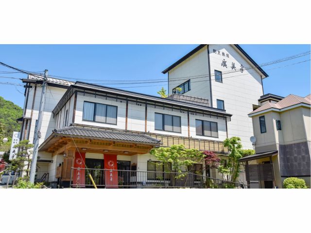 花巻温泉街にございます。