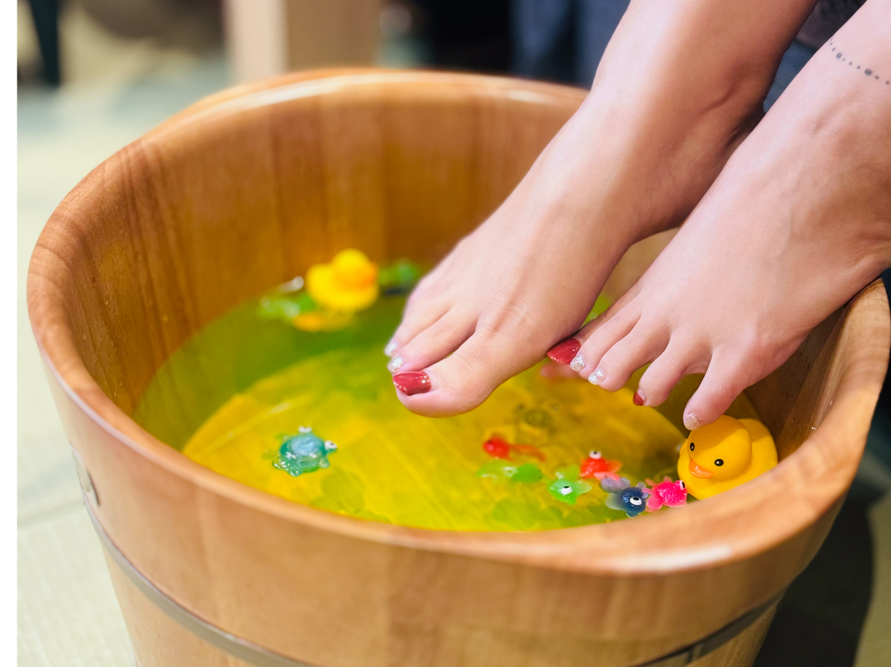 浅草へ観光の方にぜひおすすめです。〜5種類の足湯+フットマッサージのコース〜観光中の一休みにぜひお立ち寄りくださいませ