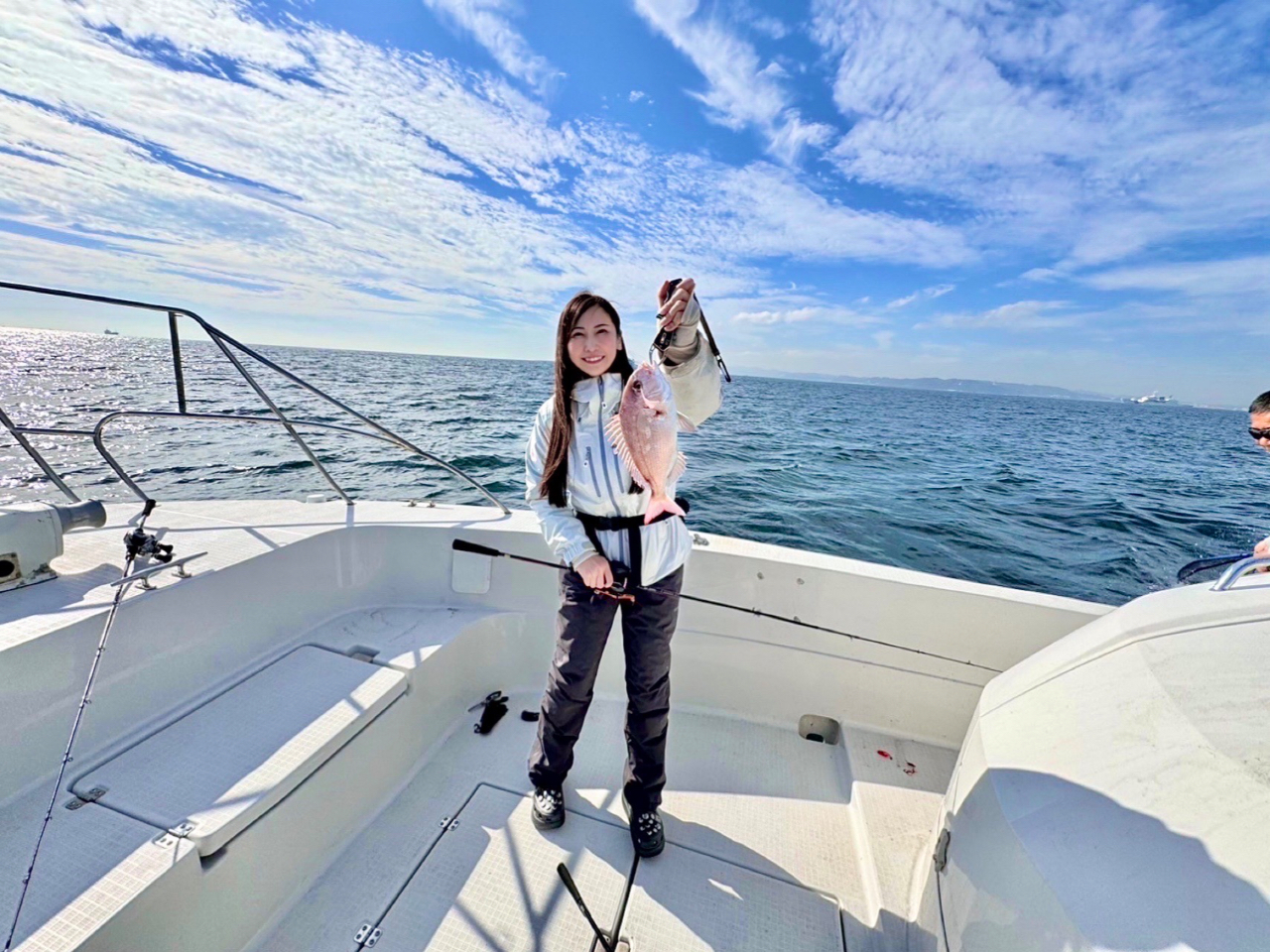 初めての釣りに挑戦!初心者でも立派な鯛がつれました!