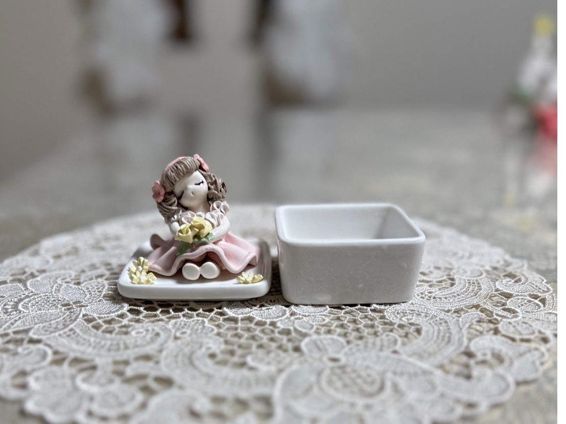 粘土で作る陶磁器人形♪ ロマンドールプチBOX作り 初心者の方も大歓迎