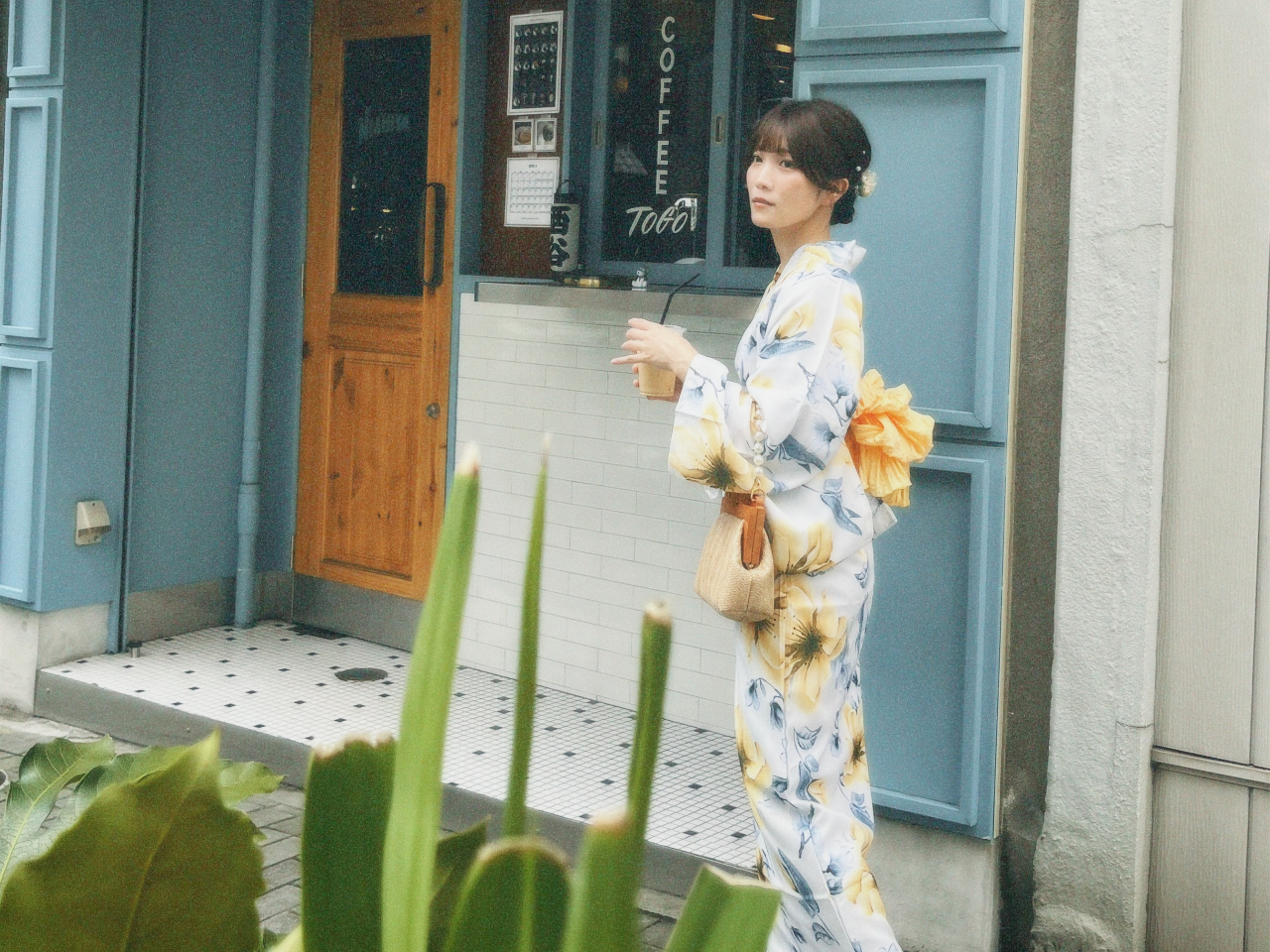 󑐂瑠OɂẴIVȃJtF܂IA߂𒅂ăJtF͔@ł傤H