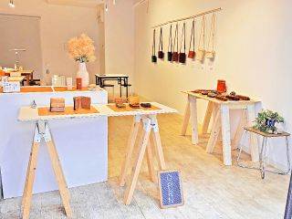 店内風景(旧会場) @Gallrey karabakoさん ※3月は新店舗での開催となります