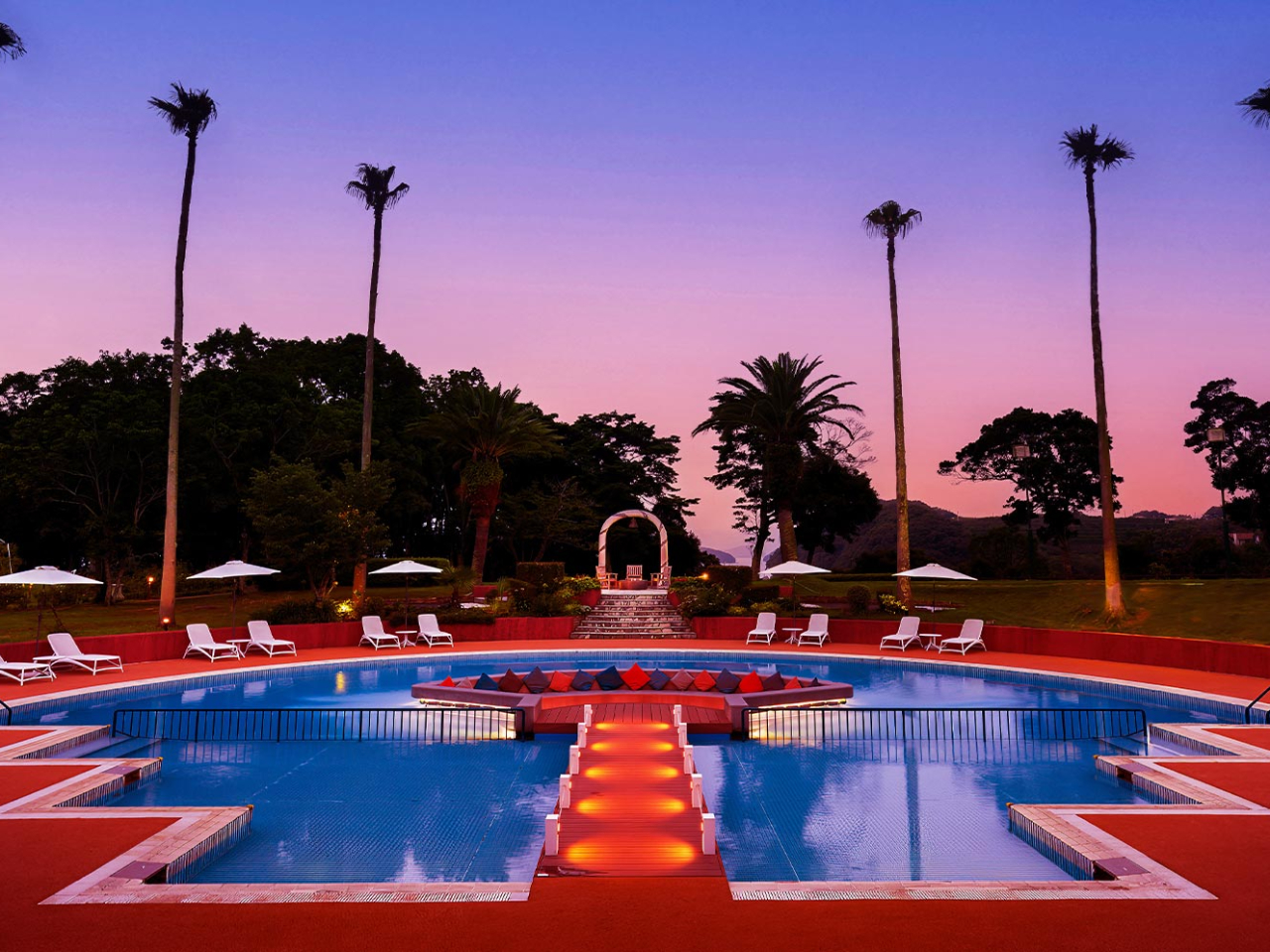 [ꎞɂ́Â悤ȌiF邱Ƃł邩܂