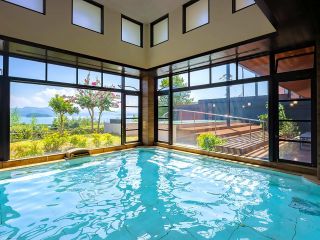 テンションの上がる広々とした内湯です♪塩化物泉で、体をしっかり温めることができます♪