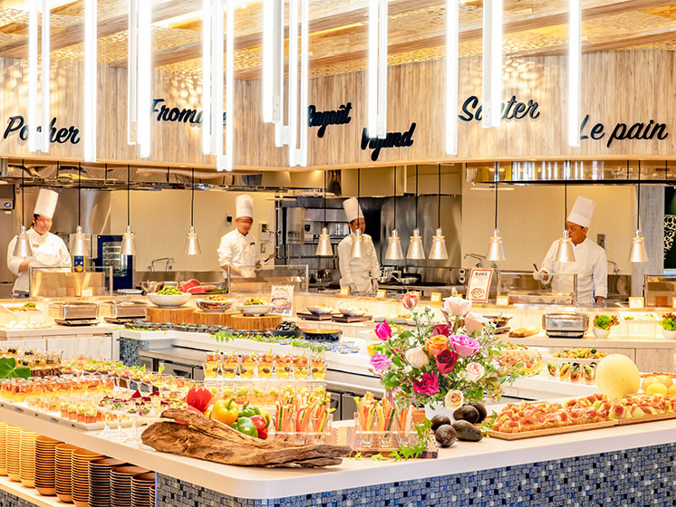 �傫�ȑ��������̐��C���𒭂߂郌�X�g�����B���C�u�L�b�`������͏o�����Ă̔������������񋟁B �������ƃ��]�[�g�C�����y���݂Ȃ���A�����̂������������\���������B