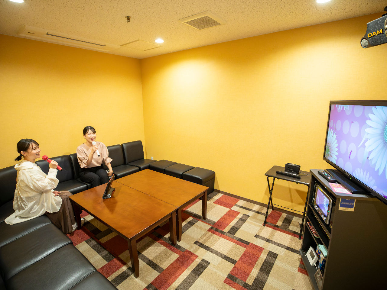 【伊豆高原×最新DAMカラオケ】8名までOK!大人数がお得♪グループ・ファミリー...