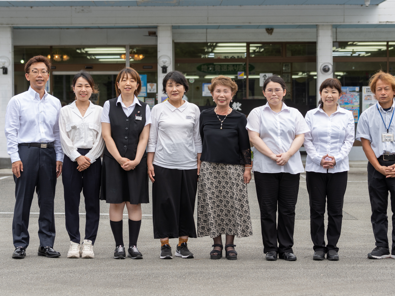 お待ちしております