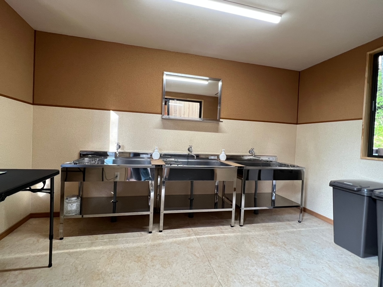 Ǘ􂢏ȉoVN3AdqW1Lj