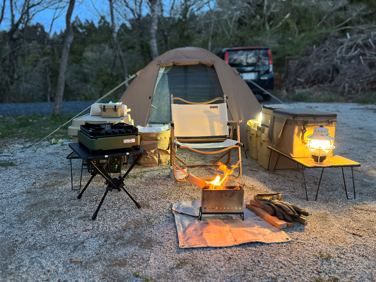 テントを張ったイメージ@