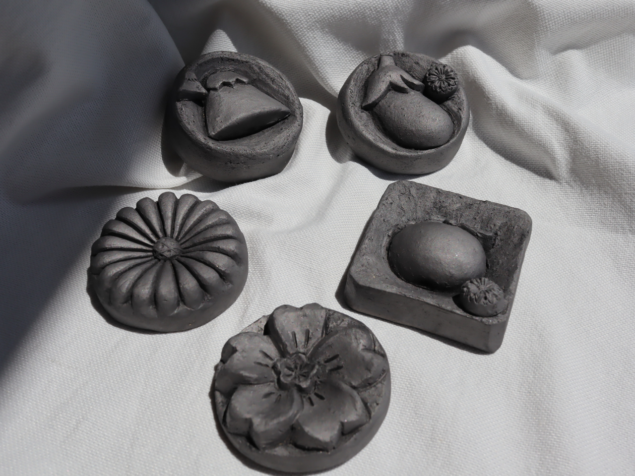 瓦アロマストーン