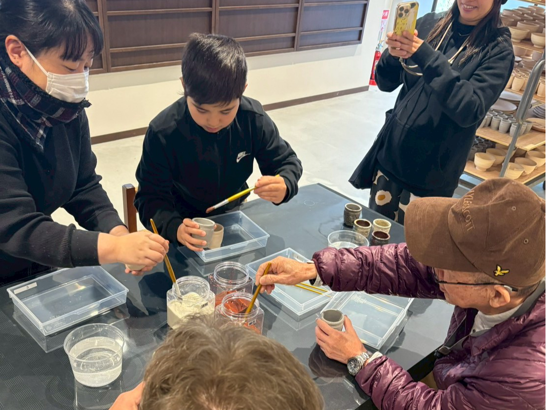 �F�h��̍H���́A���q�l���y����Œ�����H���ł��B�@�݂�ȂŁu���[�ł��Ȃ��A�����ł��Ȃ����v�Ƃ킢�킢��@�ǂ�ȕ��ɂȂ�̂��z�����Ȃ��M��i�߂Ă����܂��B