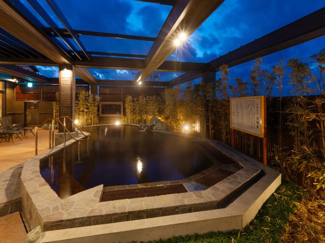 湯舞音の温泉は 「含よう素ナトリウム塩化物温泉」 高張性・弱アルカリ性・低温泉のお風呂です。 切り傷、末端循環障害、冷え性、うつ、皮膚乾燥症に効果が期待できます