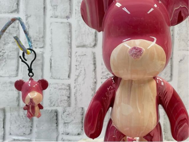 ペアでお揃いのフィギュアも大人気!