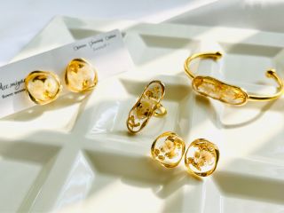 【例】ピアス・イヤリング(3,500円〜/1個)バングル・リング(4,000円〜/1個)