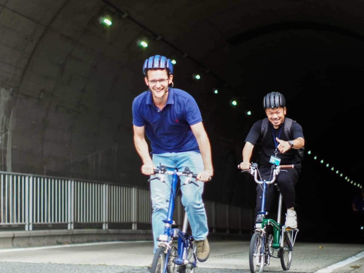 ԂƂƂɃgl𔲂AΊŃTCNOyޏuԁB