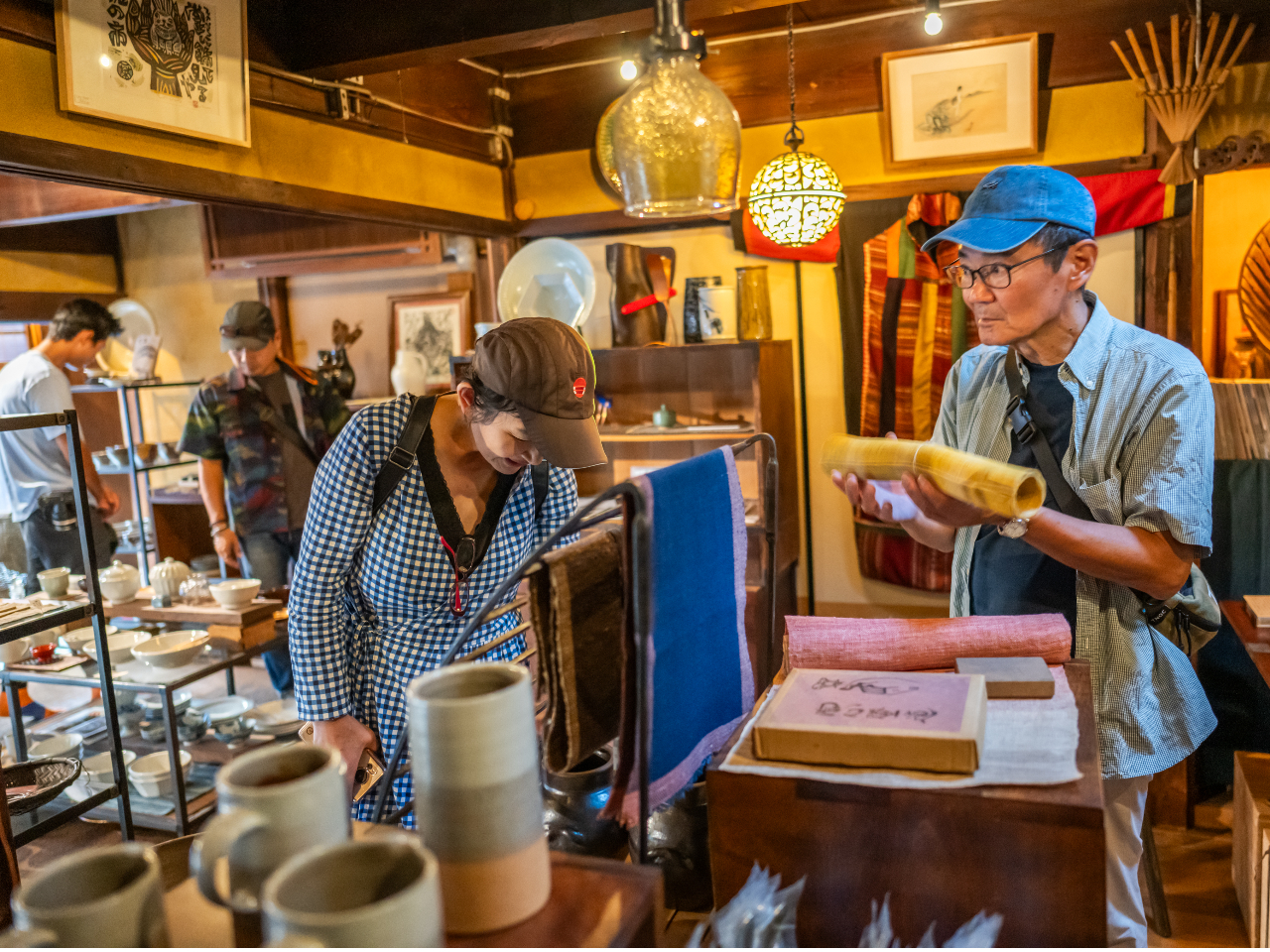 ݂̂閯|igI|ŁA̖͂\Bq~̓`H|ʂȃVbsǑB