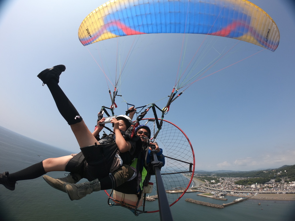 自分の足と地平線、水平線、空 を入れて撮ると 映えること間違いなし!!