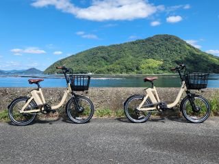 当店では全台電動アシスト自転車をご用意しております。女性やご高齢の方、体力に自信のないお客さまにも安心してご利用いただけます。