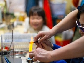 【北海道・小樽/とんぼ玉作り体験】あなただけのオリジナルガラス細工を作れちゃう♪...