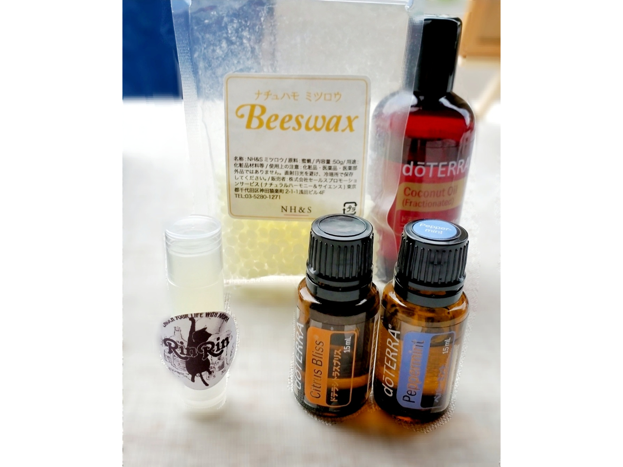 FXȃ`J߂GbZVICgăybg̔Y݂ɊYPAN[܂Iybg͚kos߃IC̗ʂȂǃAhoCX܂I