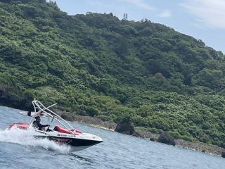 ジェットボート4名乗り(船長含む)
