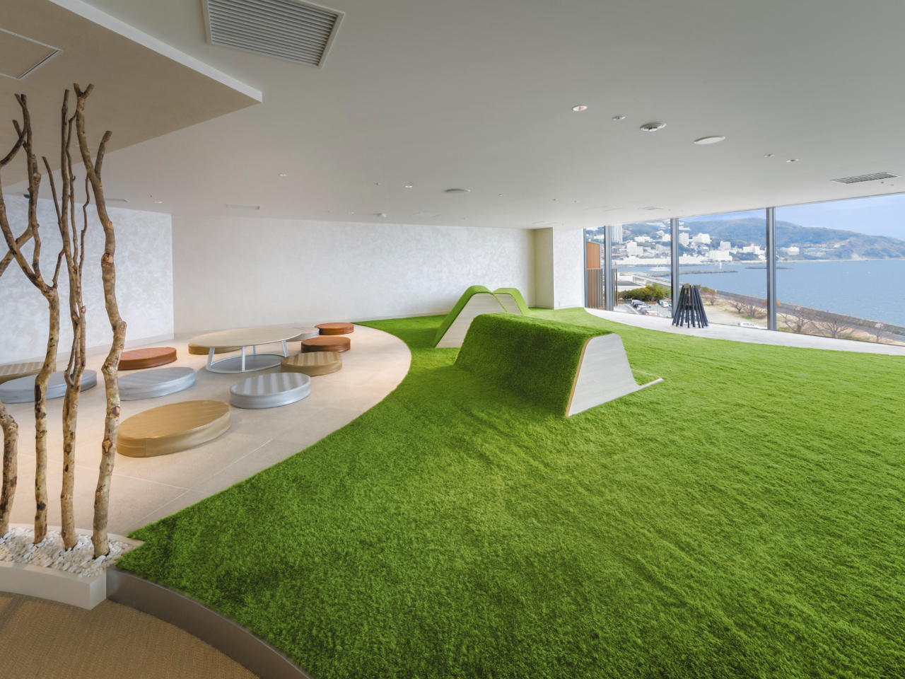 �t�B�������h��Łu������ׂ�v���Ӗ�����k�b�X�y�[�X��Pulista�B�C�ӂ̑������C���[�W�����J���I�ȋ�ԁB�������ł̏�ł̂�т�ƁA��炢�����y���݂��������B