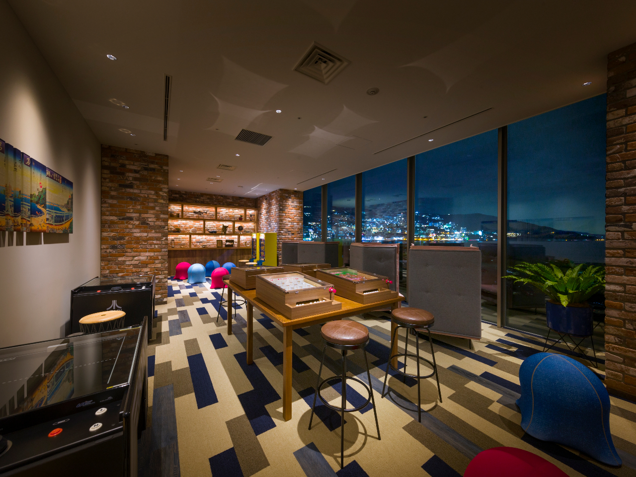 uX}[g{[vȂǂ̃Q[@葵AMCȂł͂̏a̒v킹IVgȋԂo܂B