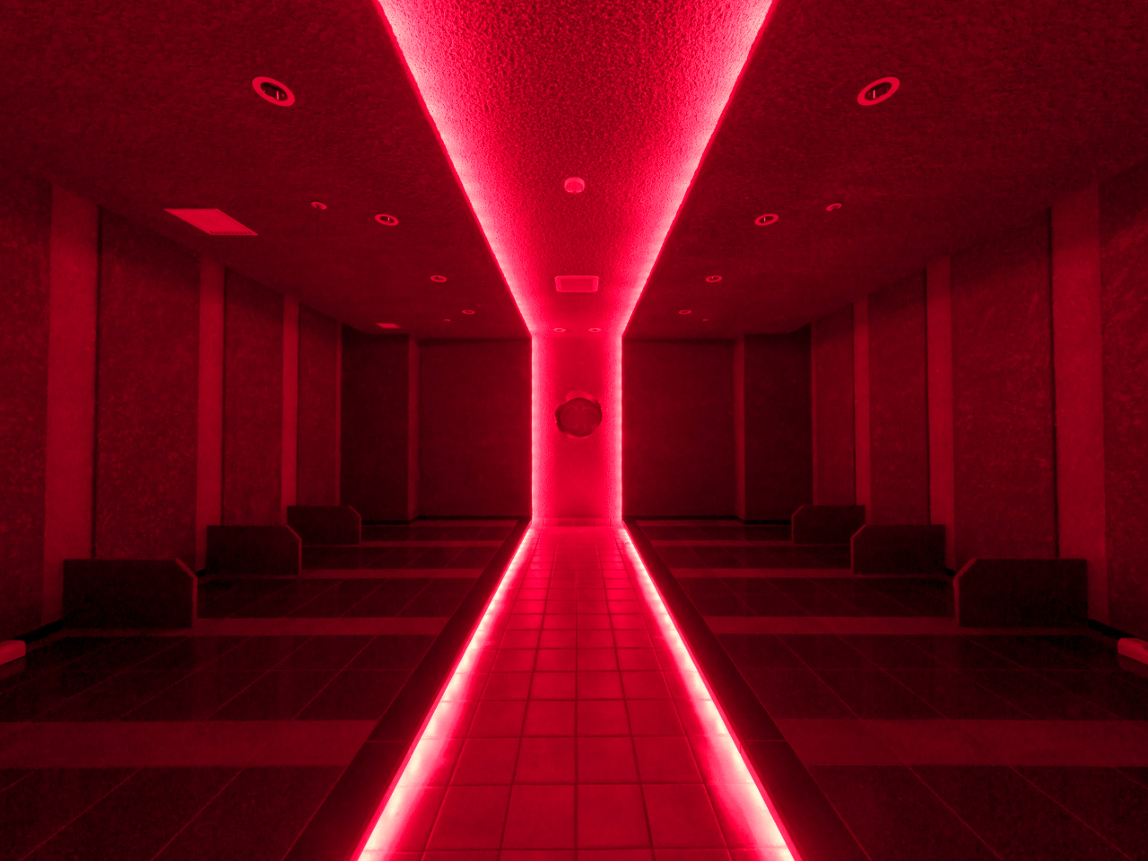 ɓ̑n`̊ՂƂȂΎRC[WAԐF̊՗Bĝc牷߂܂B