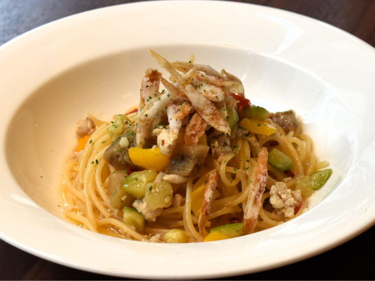 【毎月変わるパスタランチ】時間無制限！ お得なサラダバー&ドリンクバー付！《女性...