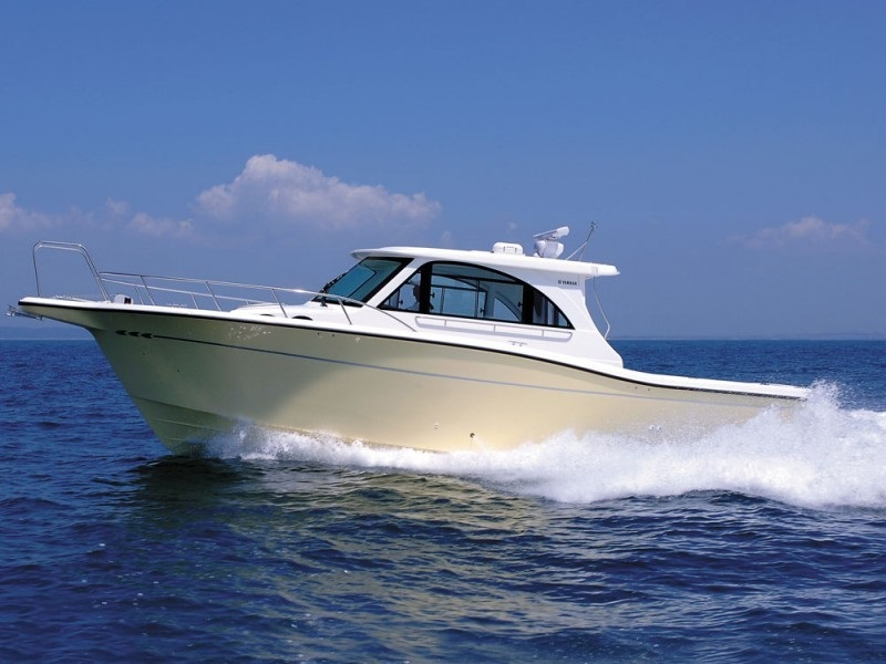 快適なクルージングが可能なヤマハクルーザーFR-32