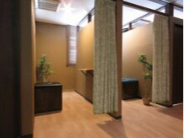 よもぎ蒸し・ビオスチーム部屋も男女別の個室。ゆっくり温浴◎