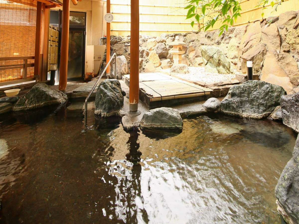 sIVCtɓOł́AVɉ𒍂ł܂̂ŁAVNȁuv̓yݒ܂Bh҂͈̕Ӓp܂Bʗ