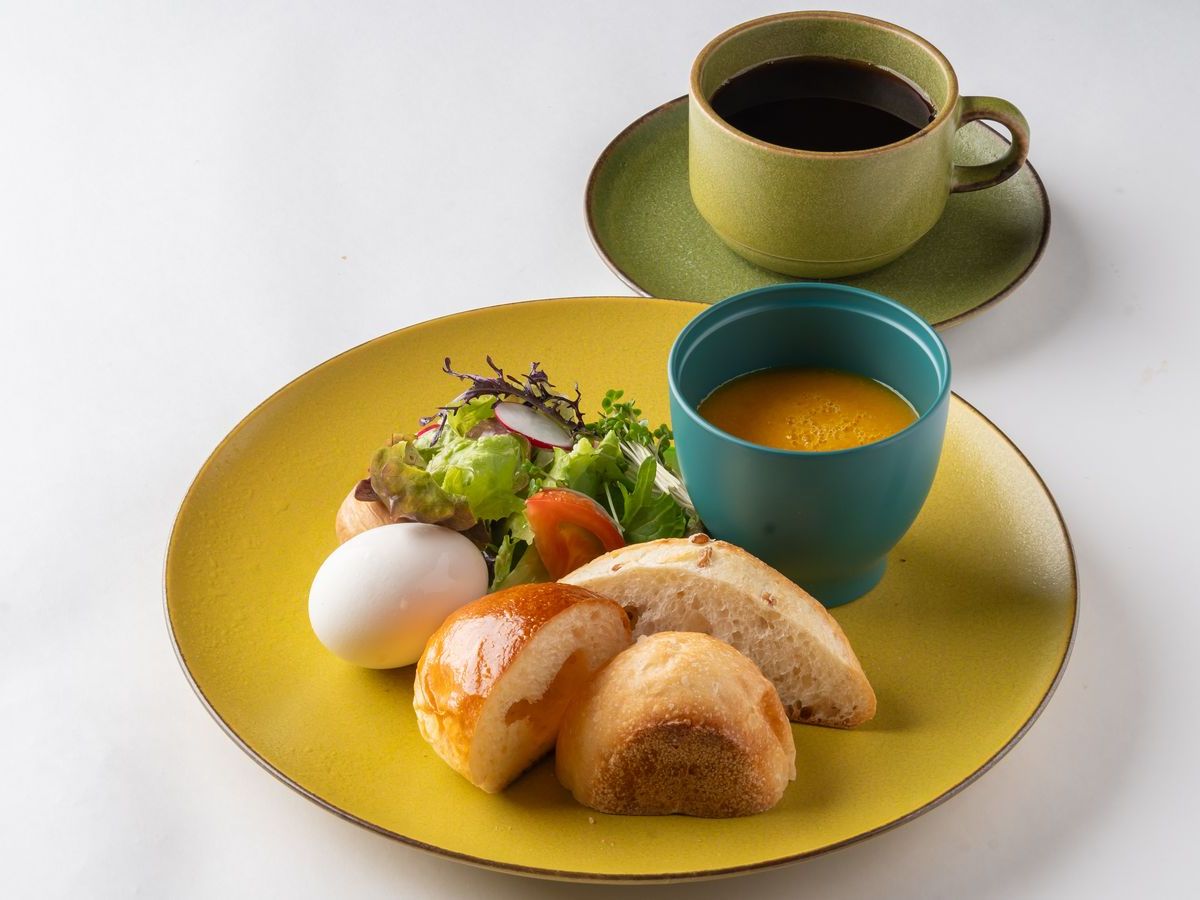 �m���E�p���̃p���Z�b�g �n���i���������E�p���_�˖k��p��3�� ���T���_���X�[�v ����ŗ� ���R�[�q�[���͍g���@�O���[�v���c�̃x�[�J���[��蒼�����Ă���܂��B