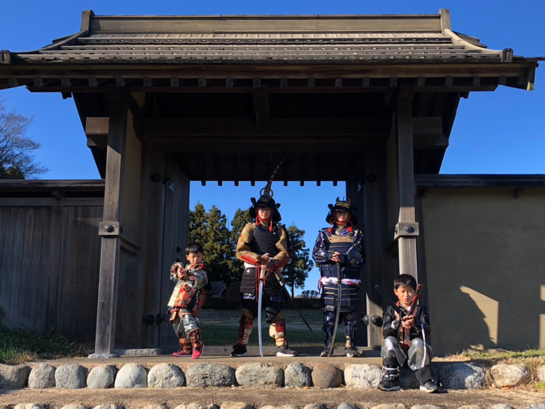 鉢形城公園で、自由に散策し甲冑体験を満喫できます