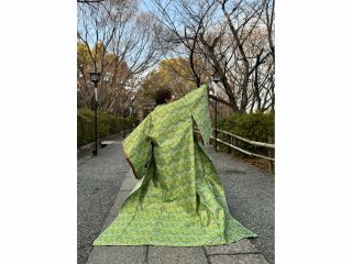 梅見の席からとびだして金蘭のきもの姿は優雅さを誘います