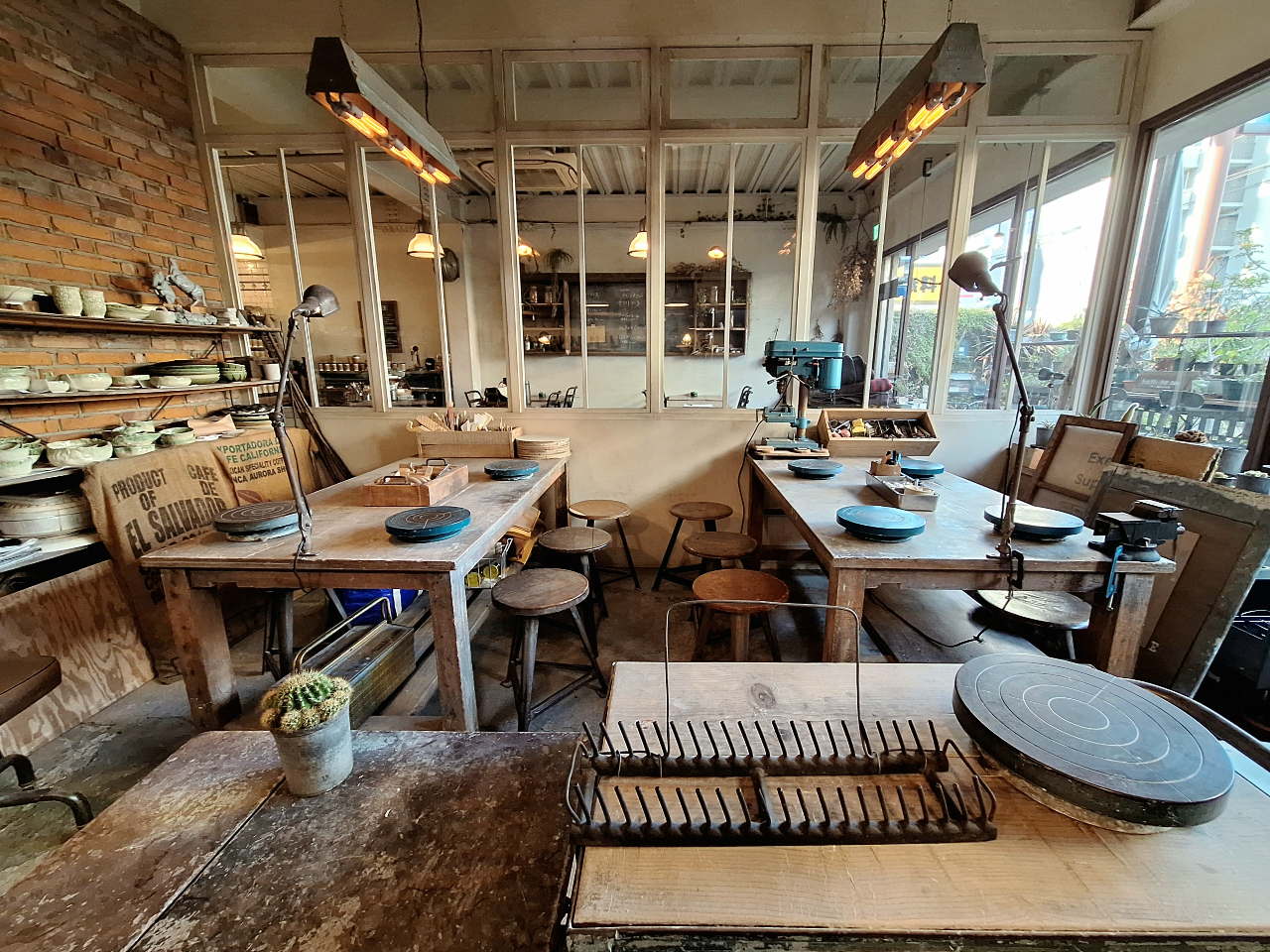 Be[WƋ⃉vɈ͂܂ꂽXy[Xł