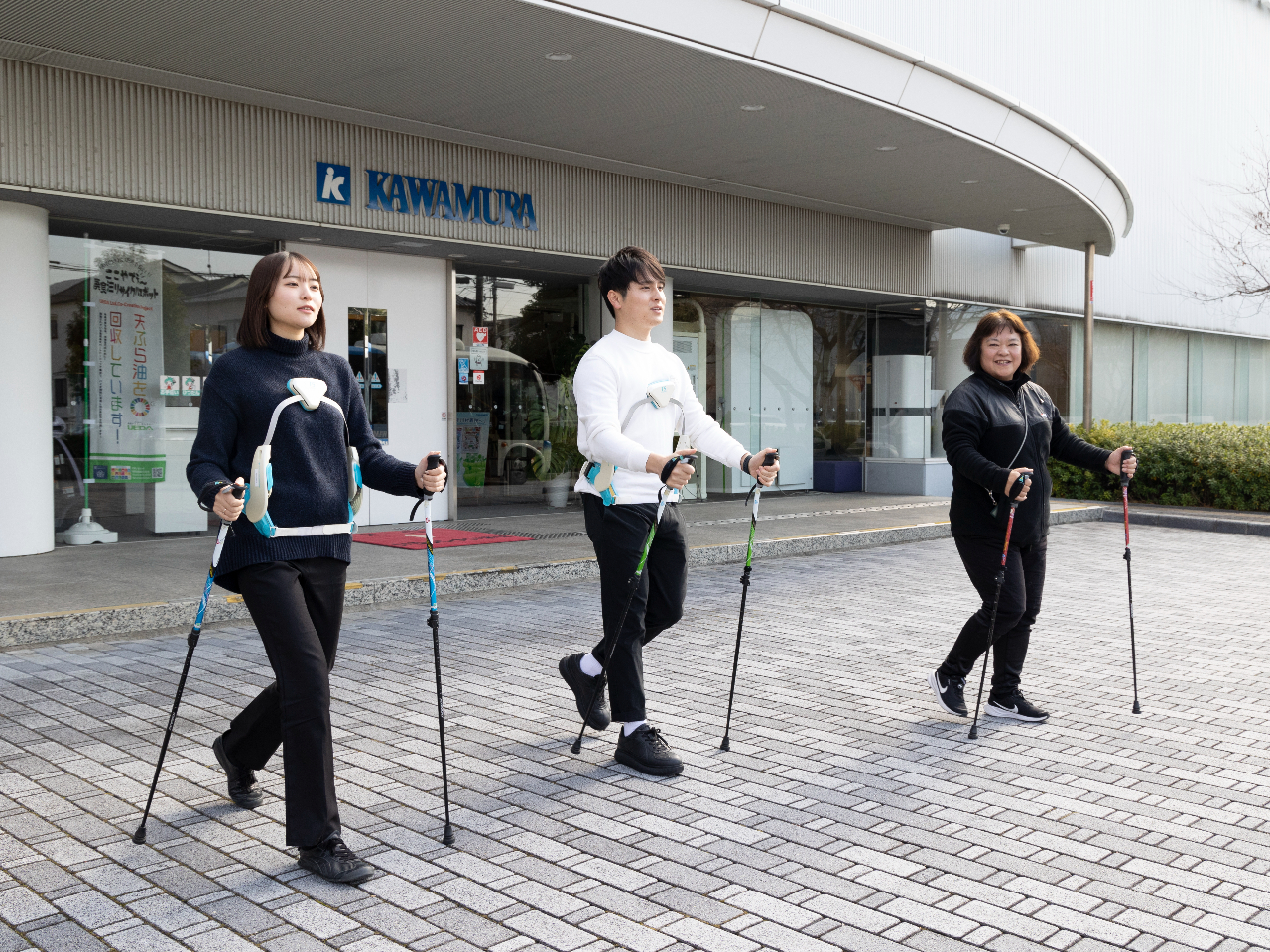 「歩くこと」を意識してQOL向上!ノルディックポールと体幹訓練機器トランクソリューションを装着してノルディックウォークを体験しよう!