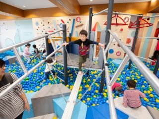 アクティブエリアでからだあそび!