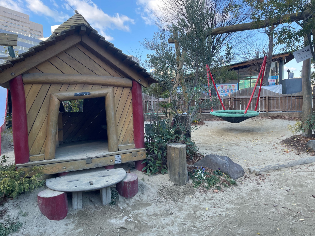 OGÂƂȂy߂钹̑C[WuRƃEbhnEX