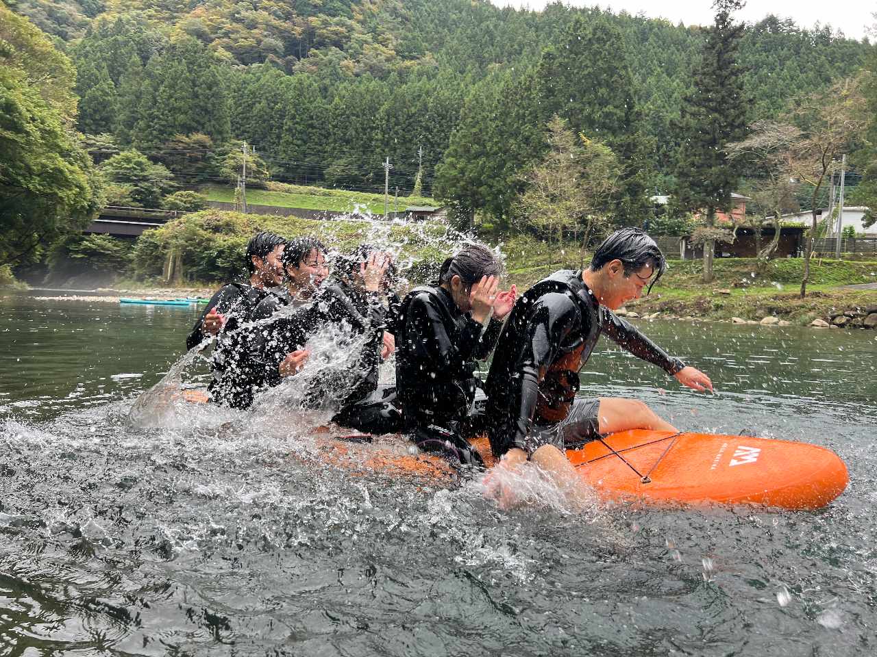 大人数も大歓迎!貸し切りも可能!