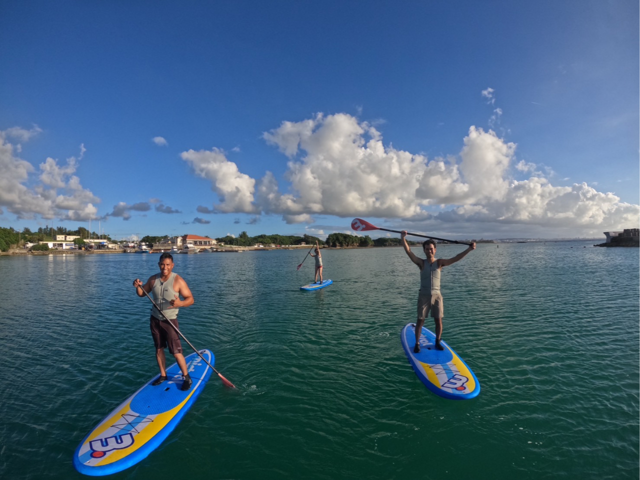 初心者大歓迎】【サンセットSUPツアー】【1組完全貸切】沖縄の嘉手納町