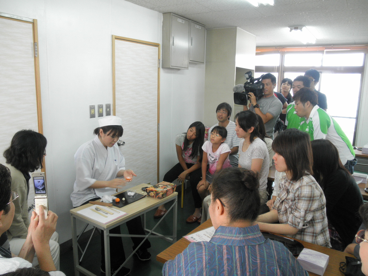 D]II@aَqEl̎iBXs[h▁ꂽZɂڂłB