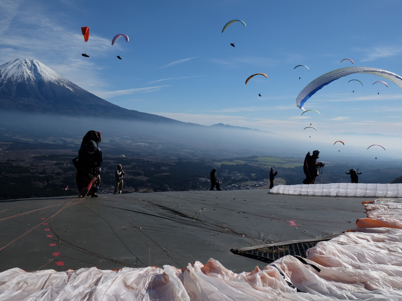 NA{ō̑iige|eP[Oj̔Nԃ`sI܂ŏI킪ōsĂ܂BۂɃCZXĂxĂ؂łB