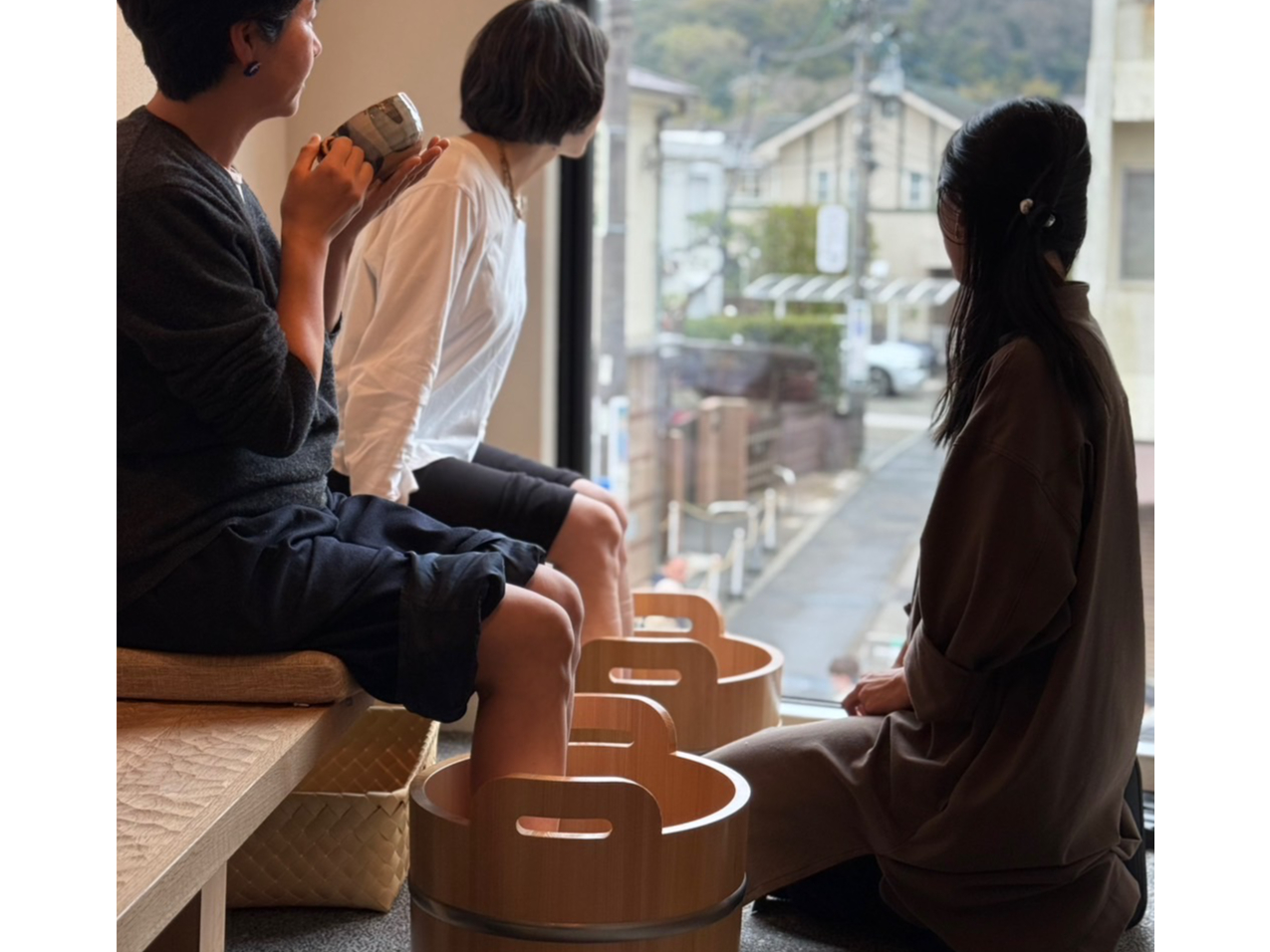 心身を癒す【 緑茶の足湯カフェコース 】さわやかなお茶の香りで