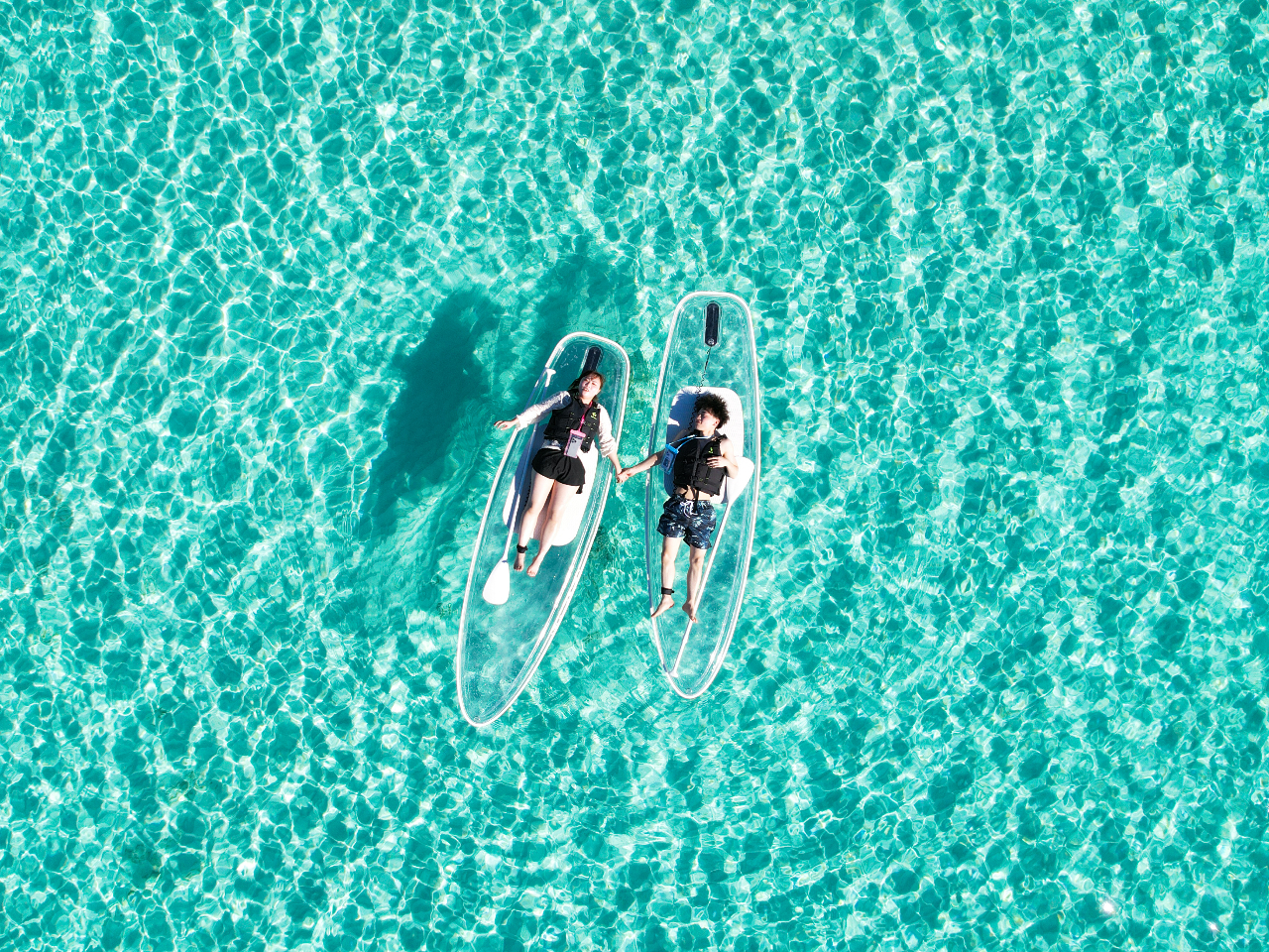 【宮古島】クリアサップ「1組限定貸切プライベートツアー」クリアSUP体験&ドローン撮影付!カップルにお勧め!