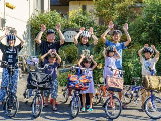 小型自転車でのサイクリングツアーとなります♪