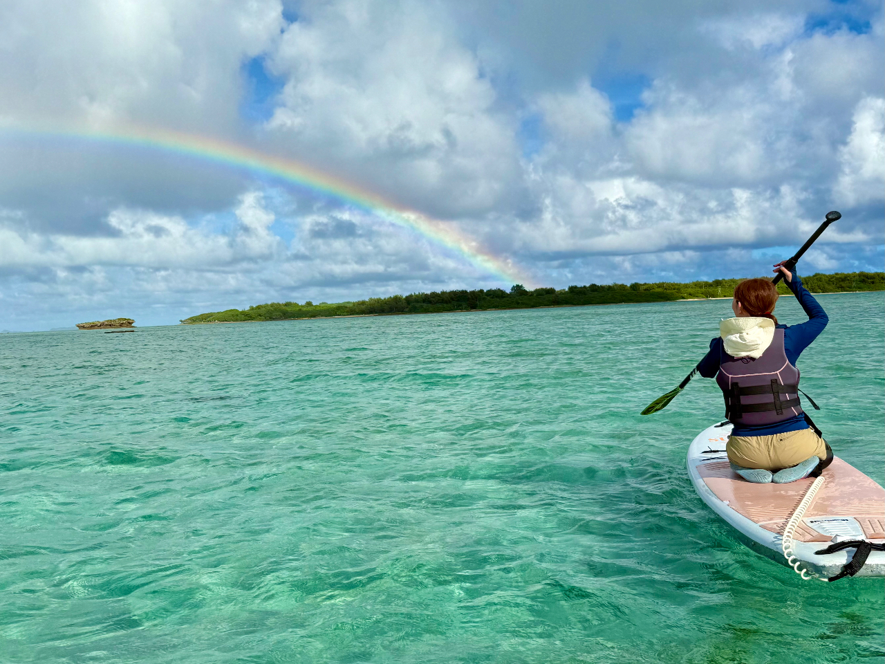 xQ̊CƓɈ͂܂ꂽґ򎞊ԁB